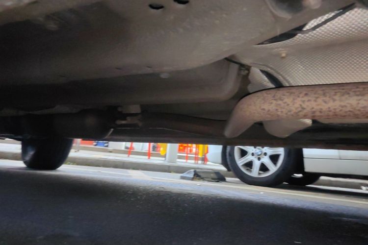 捷途X90 PLUS 2021款 1.6TD DCT别墅 5座局部细节9003