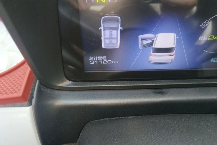 五菱汽车 宏光MINIEV 2022款 GAMEBOY 300km 玩咖款 磷酸铁锂中控内饰15