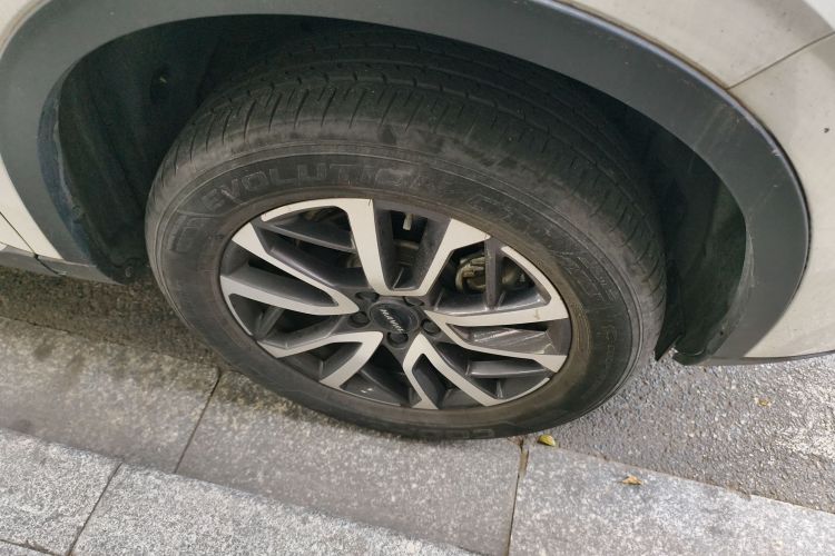 哈弗H6 2021款 第三代 1.5T 自动两驱Max车身外观10