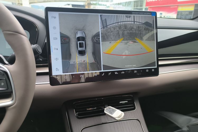 比亚迪 汉 2025款 EV 701KM激光雷达智驾型中控内饰16