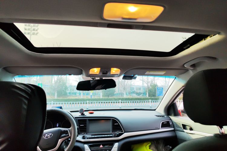 现代 领动 2016款 1.6L 自动智炫·精英型中控内饰22