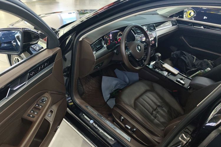 大众 辉昂 2021款 380TSI 豪华版中控内饰7003