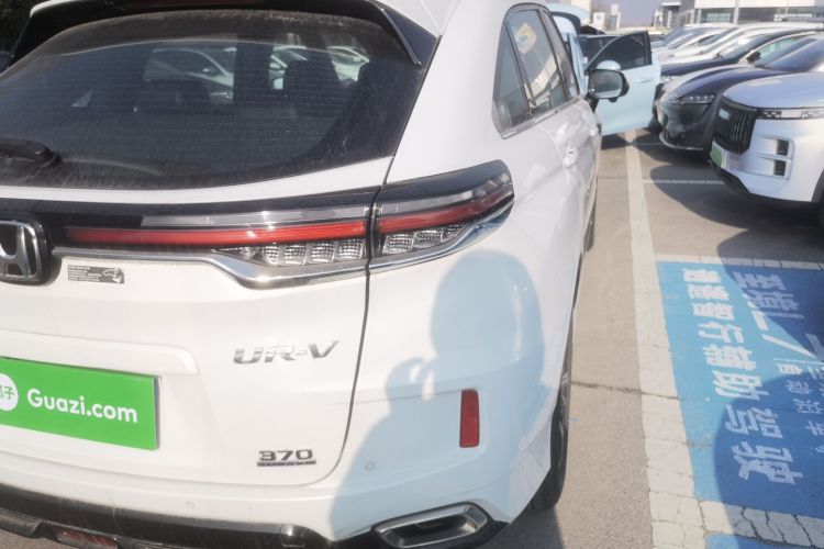 本田UR-V 2020款 370TURBO 四驱尊耀版车身外观9