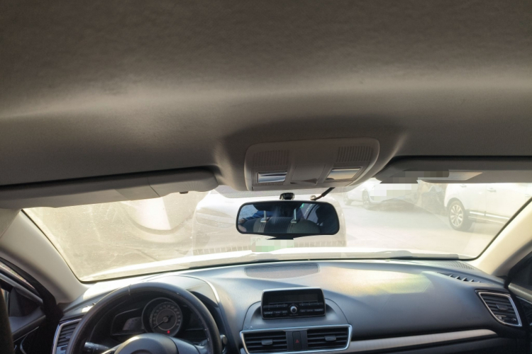 马自达3 昂克赛拉 2016款 三厢 1.5L 手动舒适型中控内饰22