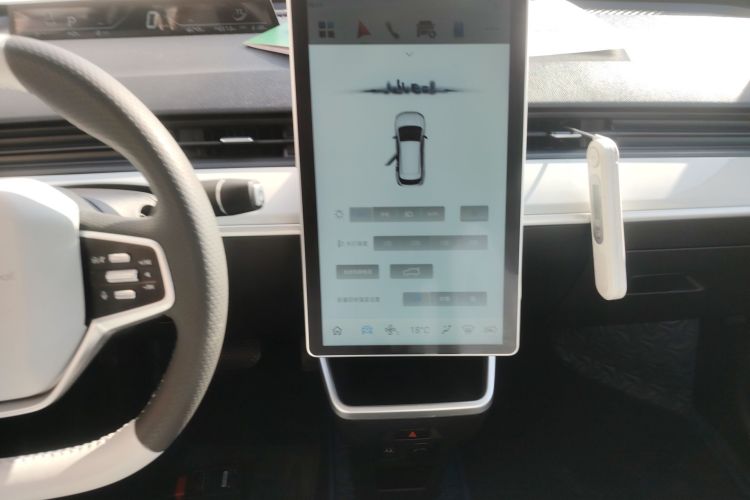 哪吒汽车 哪吒AYA 2023款 318 Lite中控内饰16