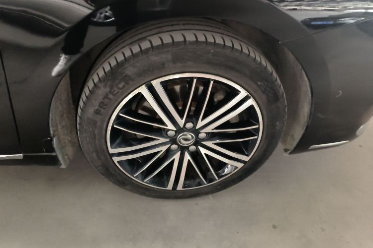 东风风神 东风A9 2016款 1.8T 尊贵型车身外观6008