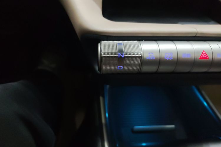 比亚迪 海豚 2021款 405km 时尚版局部细节18