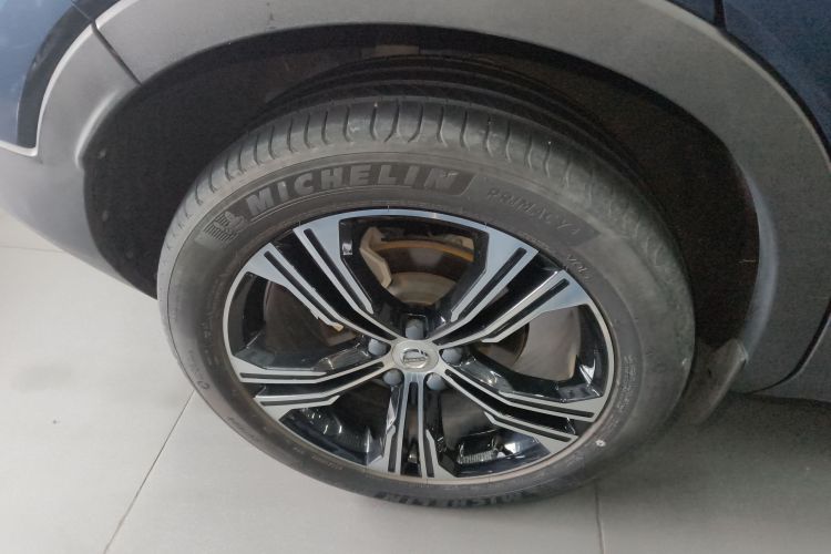 沃尔沃XC40 2020款 T4 四驱智远豪华版车身外观6008