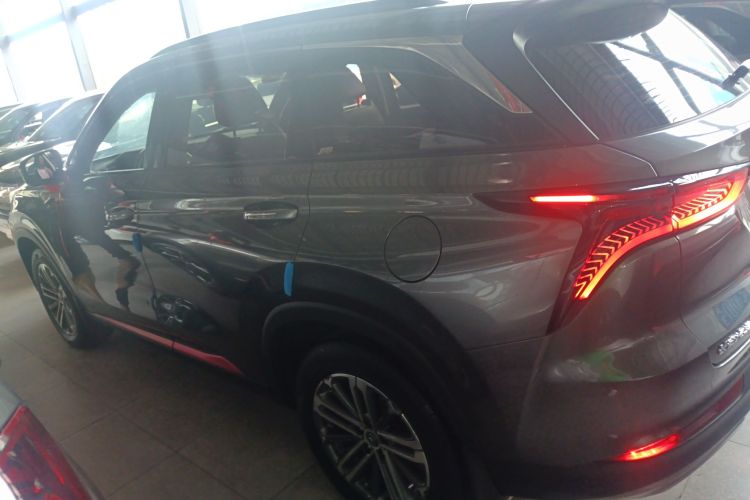 长安CS75 PLUS 2021款 1.5T 自动豪华型车身外观6003