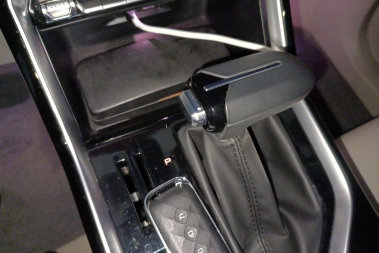 五菱汽车 五菱星辰 2021款 1.5T CVT星曜版中控内饰18