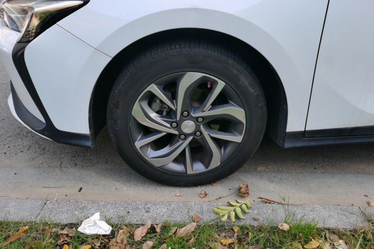 别克 微蓝6 2019款 互联时尚型车身外观6007