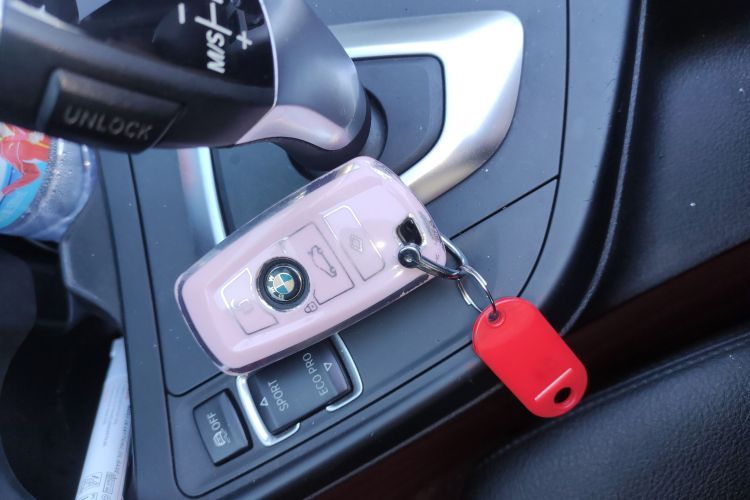 宝马2系(进口) 2015款 218i 敞篷轿跑车中控内饰7001