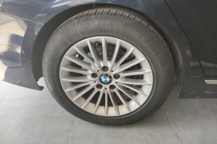 宝马3系 2014款 328Li 豪华设计套装车身外观6008