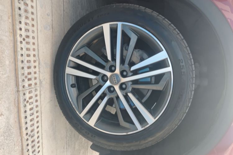 奥迪Q5L 2020款 45 TFSI 尊享风雅型车身外观10