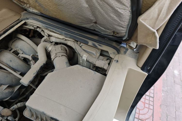 五菱汽车 五菱征程 2015款 1.8L豪华型LJ479QE2局部细节9007