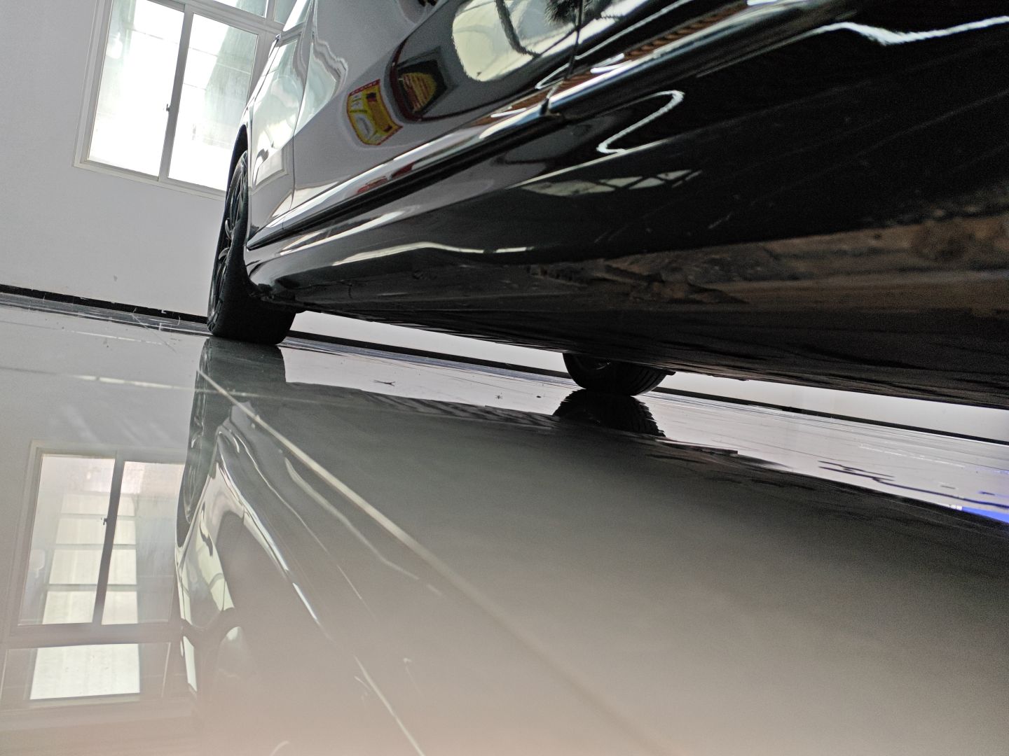 奔驰EQE 2022款 350 先锋版