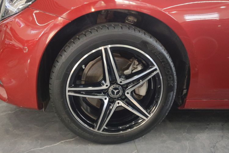 奔驰E级(进口) 2019款 E 260 运动版车身外观6002