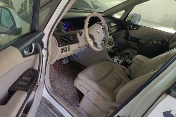 本田 艾力绅 2015款 2.4L VTi-S尊贵版中控内饰20