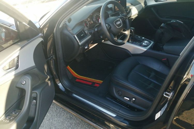 奥迪A6L 2018款 30周年年型 TFSI 进取型中控内饰20