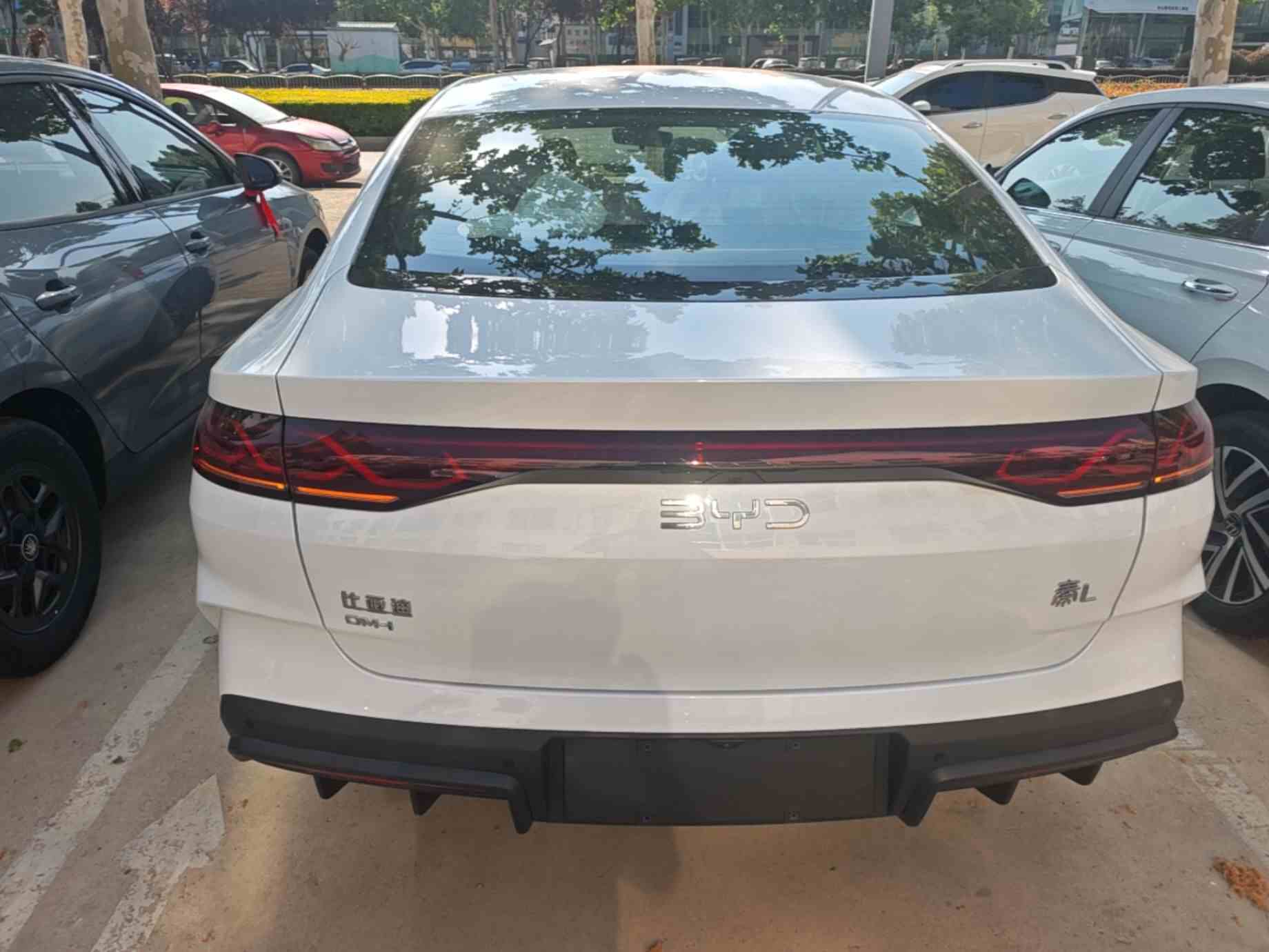 比亚迪 秦L 2026款 DM-i 128KM进取型(4)