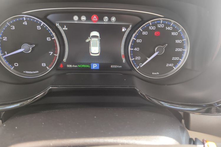 广汽传祺 传祺GS8 2017款 320T 两驱豪华智联版（七座）中控内饰15