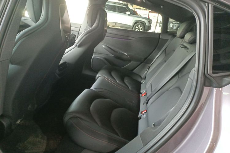 小米汽车 小米SU7 2024款 后驱长续航智驾版中控内饰7004