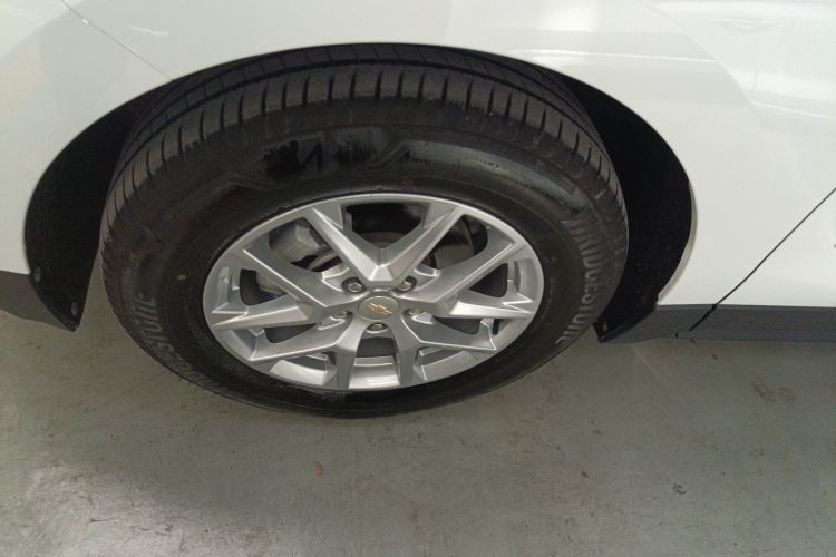 雪佛兰 探界者 2022款 535T 驰界版车身外观6007