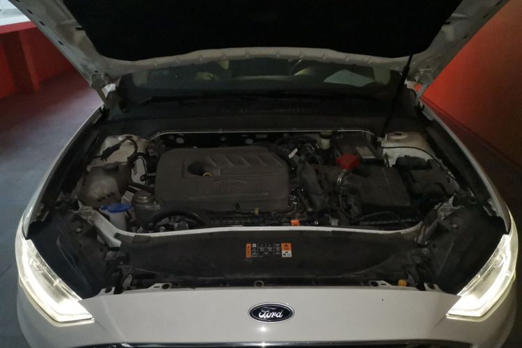 福特 蒙迪欧 2020款 EcoBoost 180 时尚型机舱底盘24