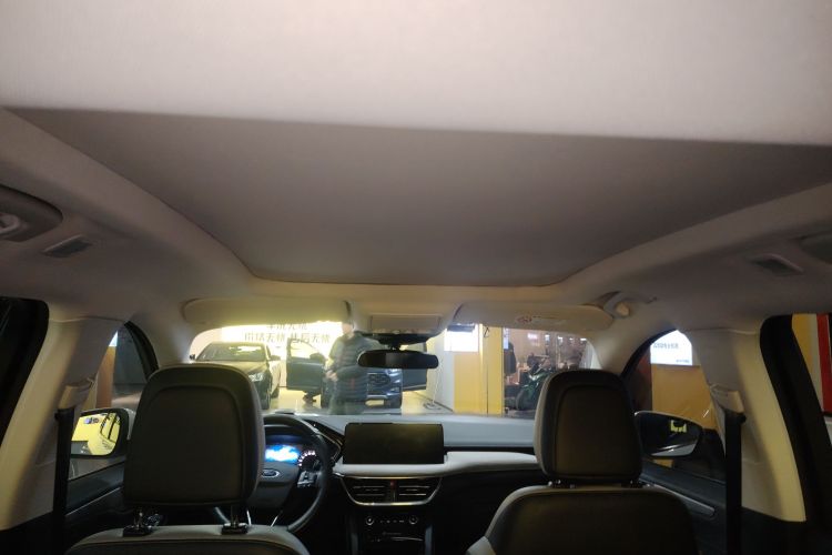 福特 锐际 2020款 EcoBoost 245 两驱耀享款局部细节22