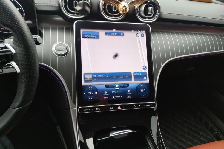 奔驰C级 2022款 改款 C 260 L 运动版局部细节16