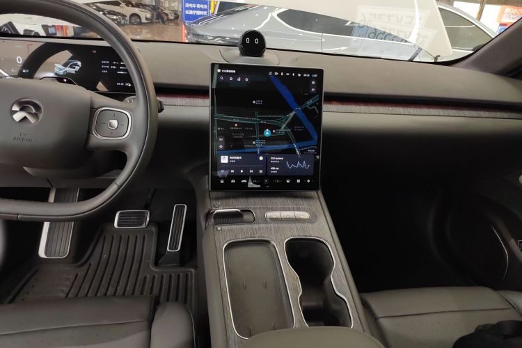 蔚来ET7 2022款 100kWh 首发版中控内饰16