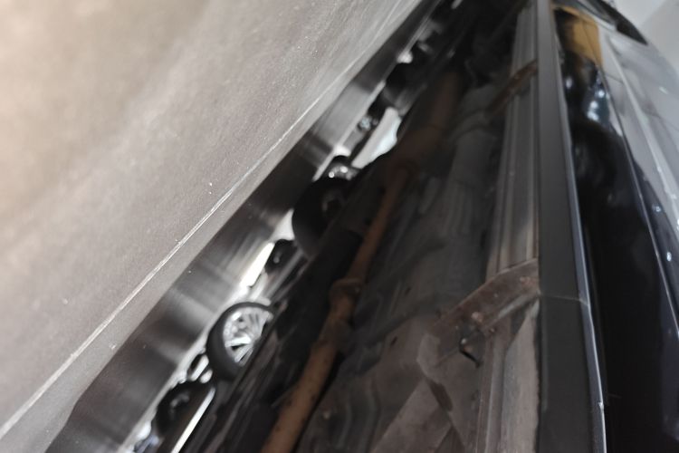 丰田 汉兰达 2017款 2.0T 两驱精英版 5座局部细节9001