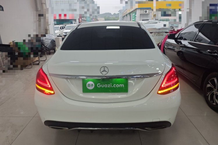 奔驰C级 2019款 C 180 L 时尚型运动版车身外观6004