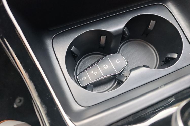 比亚迪 秦PLUS 2024款 荣耀版 EV 420KM领先型中控内饰11