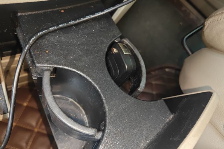 别克GL8 2017款 25S 豪华型 国V中控内饰7001