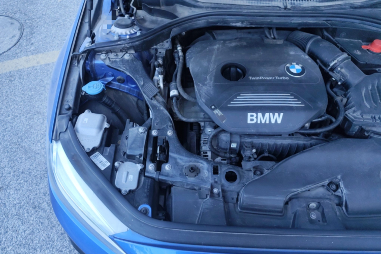 宝马1系 2018款 改款 118i 运动型局部细节9006