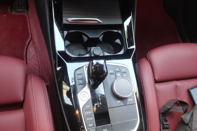 宝马X3 2023款 xDrive30i 领先型 M曜夜套装中控内饰18