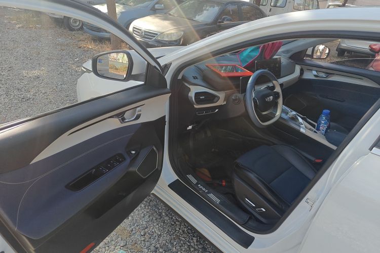 吉利几何A 2022款 Pro 430KM 青苹果Pro中控内饰20