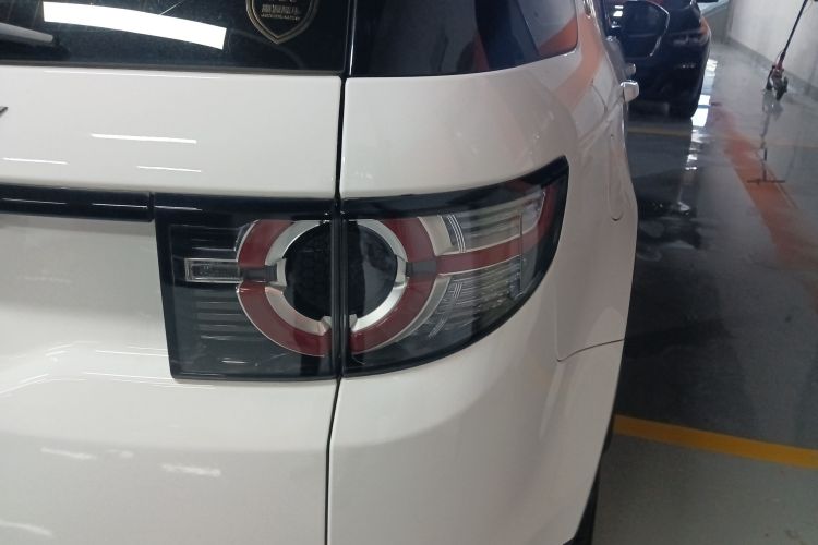 路虎 发现神行 2019款 240PS SE版 国VI车身外观9