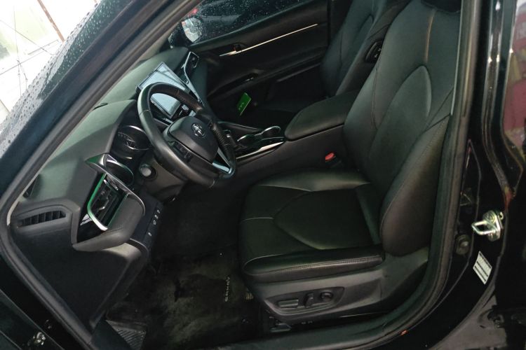 丰田 凯美瑞 2022款 2.0GVP 领先版中控内饰19