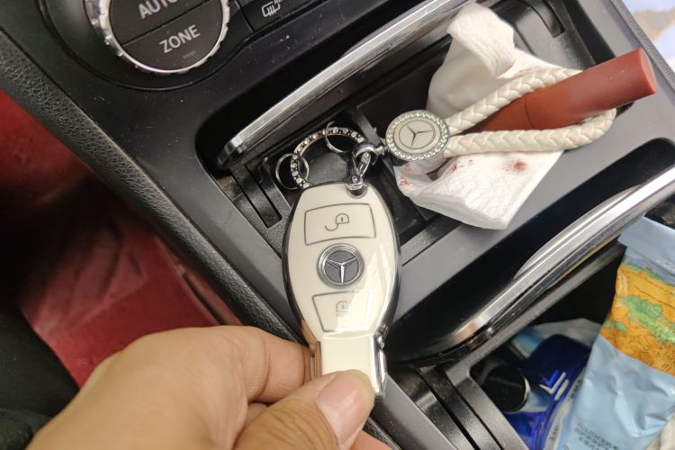 奔驰B级 2015款 B 200 时尚型中控内饰11