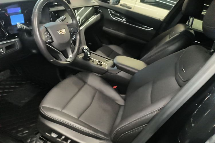 凯迪拉克XT6 2022款 2.0T 六座四驱豪华120周年限量版局部细节19