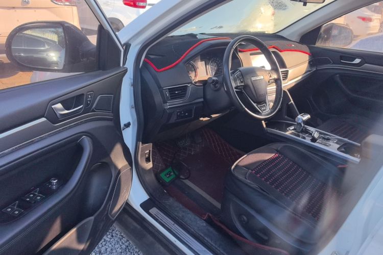 哈弗H6 2018款 红标 运动版 1.5T 自动两驱精英型中控内饰20