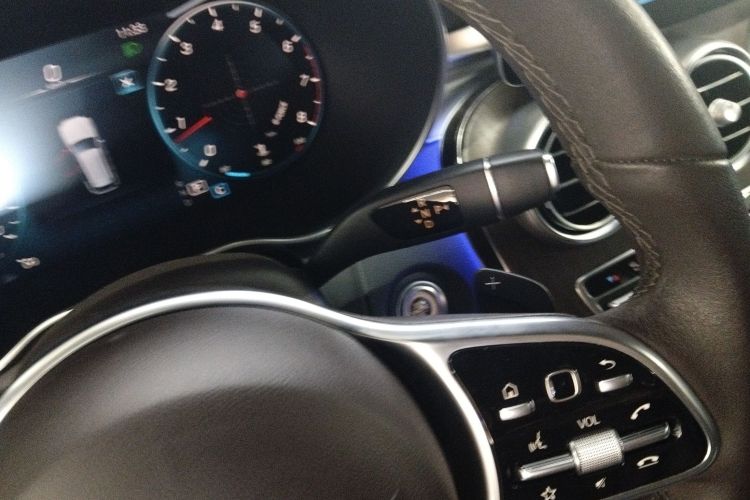 奔驰GLC 2021款 GLC 260 L 4MATIC 豪华型局部细节18