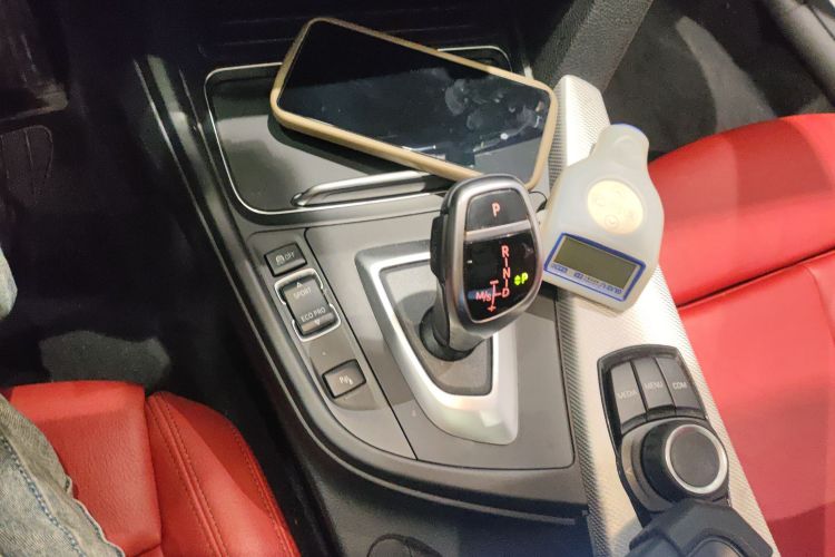 宝马3系 2019款 320i M运动套装局部细节18