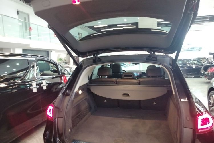 奔驰GLE 2020款 改款 GLE 350 4MATIC 时尚型局部细节23