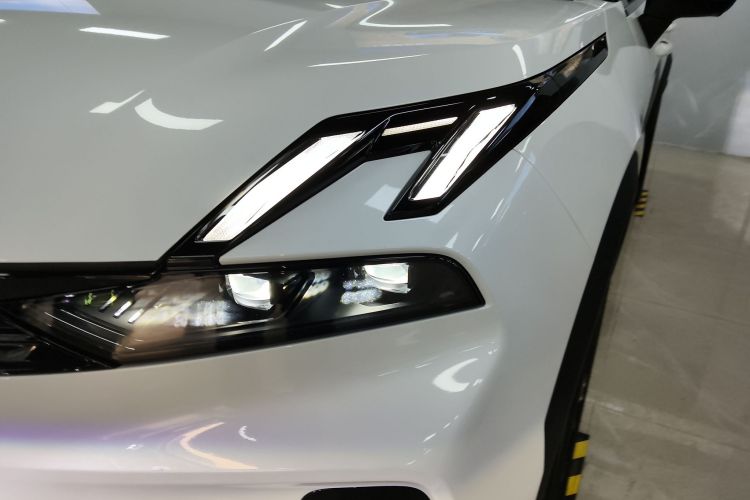 领克06 EM-P 2023款 EM-P 126长续航Halo局部细节36