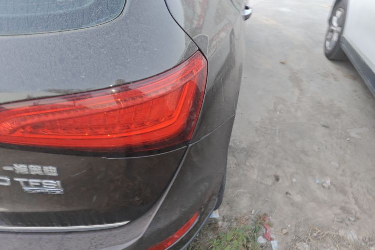 奥迪Q5 2016款 40 TFSI 进取型车身外观9