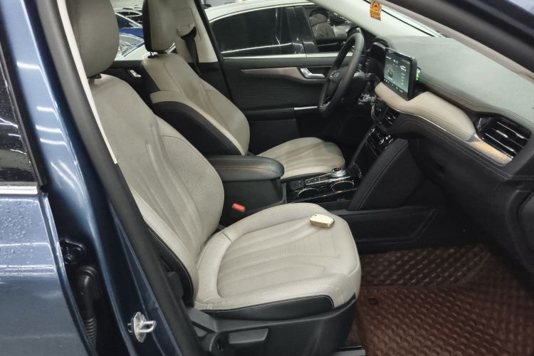 福特 锐际 2020款 EcoBoost 245 四驱耀享款局部细节41