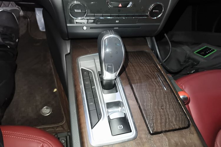 玛莎拉蒂 Ghibli 2014款 3.0T 标准版中控内饰18